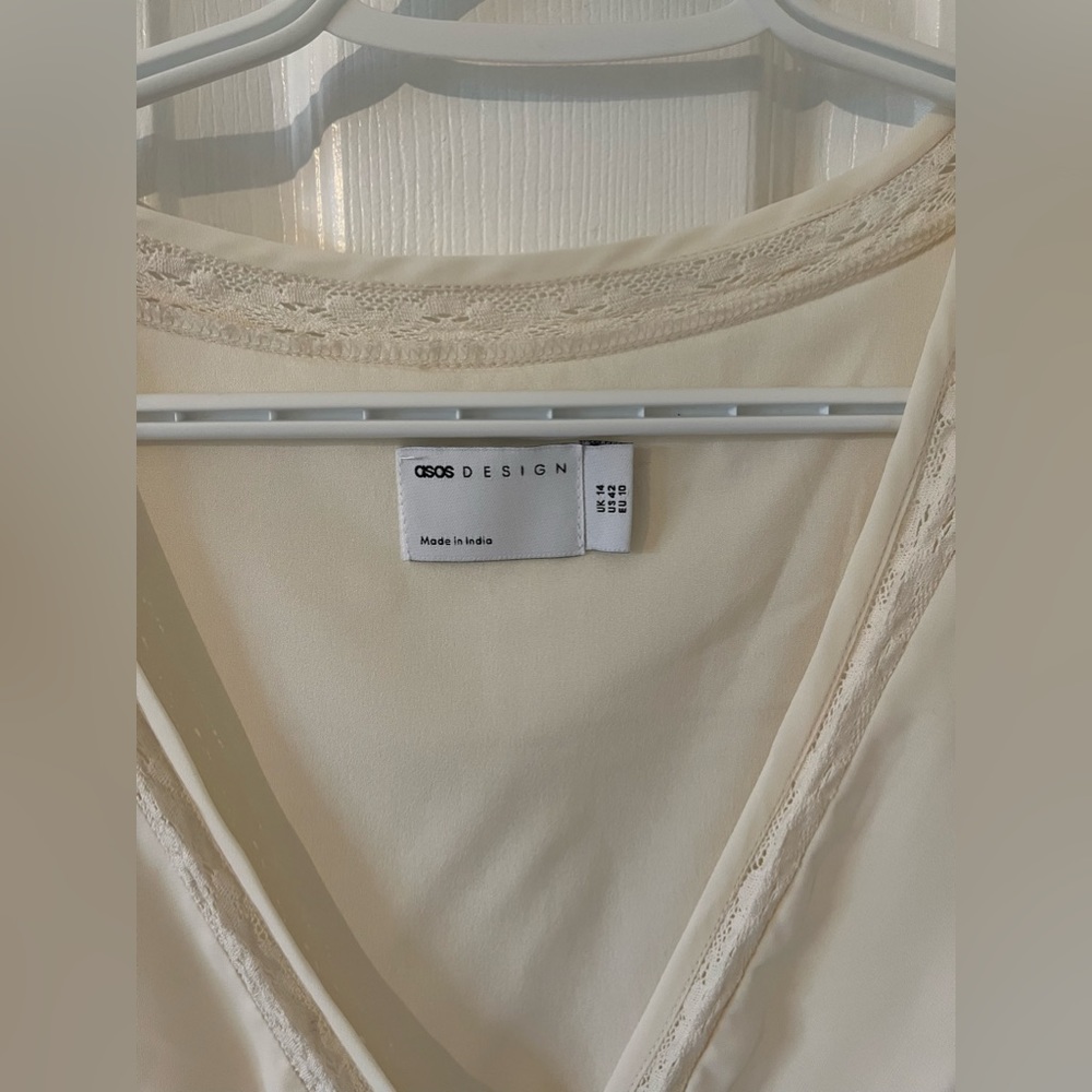 ASOS Design Ivory Dress - Picture 4 of 6